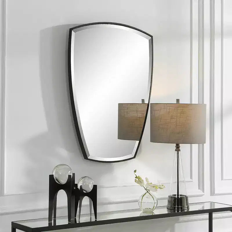 Miroir mural bouclier noir satiné 25.25"x36"