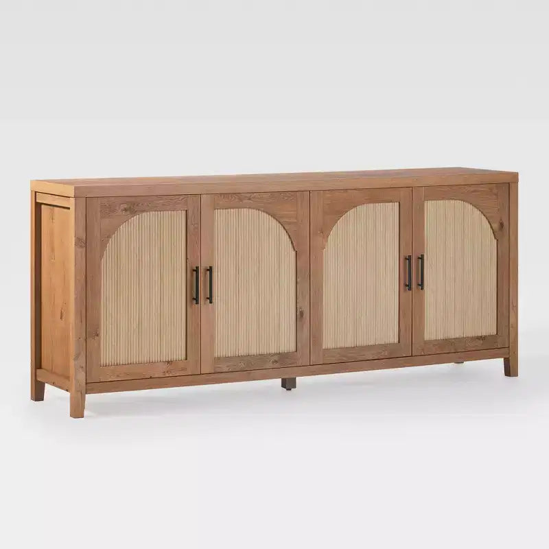 Bahut moderne de 70 po cannelé avec portes arquées